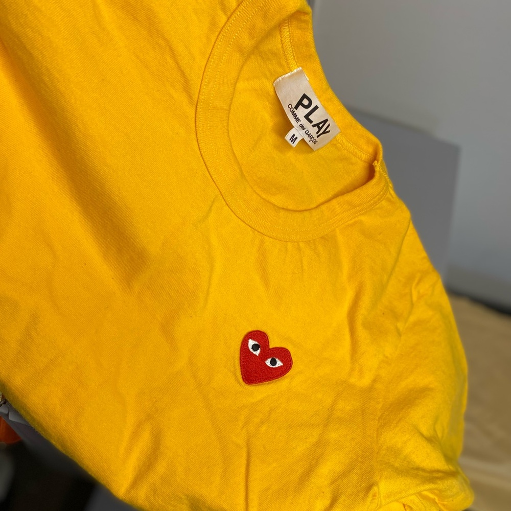 Comme des garçon play tshirt worn once .